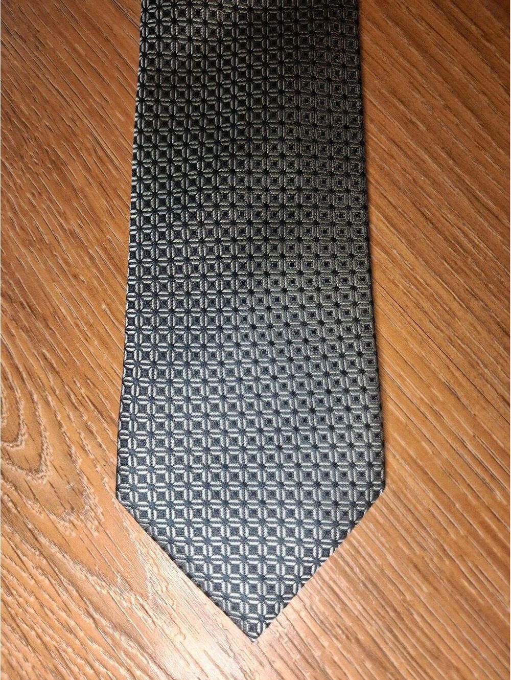 Hugo Boss Silk Tie Geometric Silver Black Made in Italy
